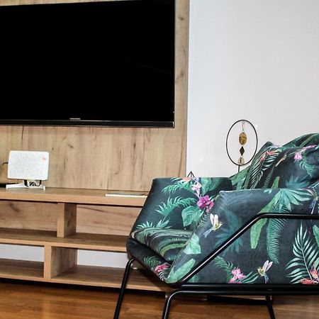 Bright, Modern & Cozy Apartment Τούζλα Εξωτερικό φωτογραφία