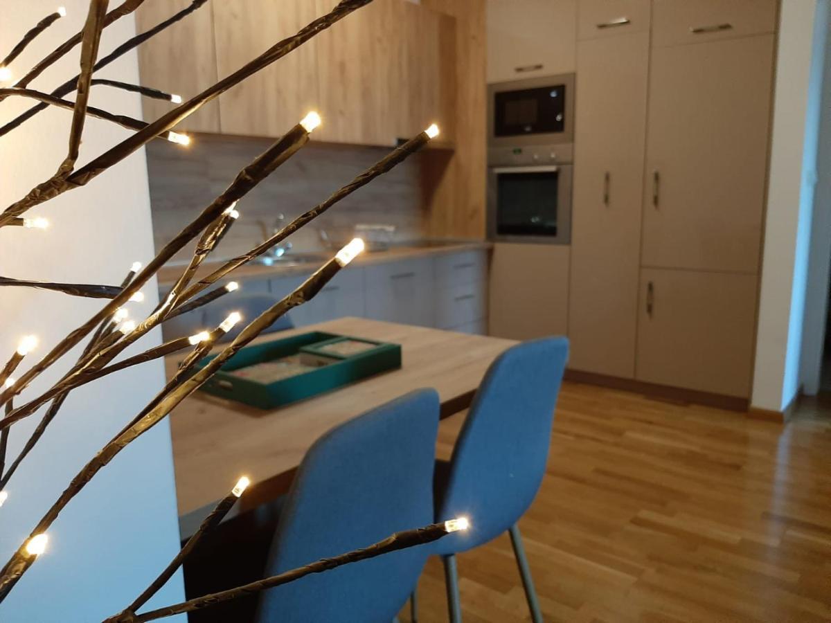 Bright, Modern & Cozy Apartment Τούζλα Εξωτερικό φωτογραφία