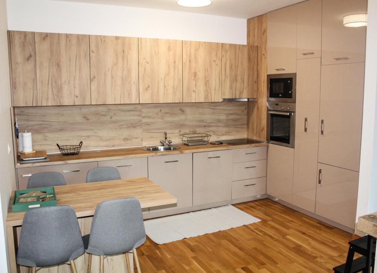 Bright, Modern & Cozy Apartment Τούζλα Εξωτερικό φωτογραφία